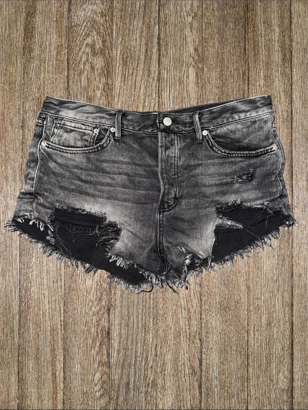We the Free Loving Good Vibrations Shorts Sulphor Black